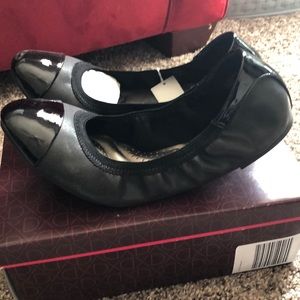NWT flats